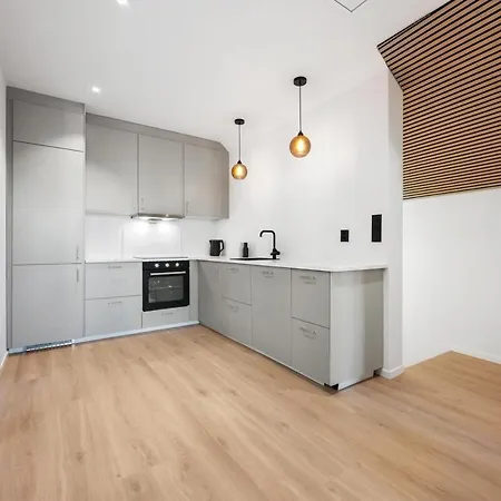 Newly Renovated In The Heart Of Center 아파트 베르겐